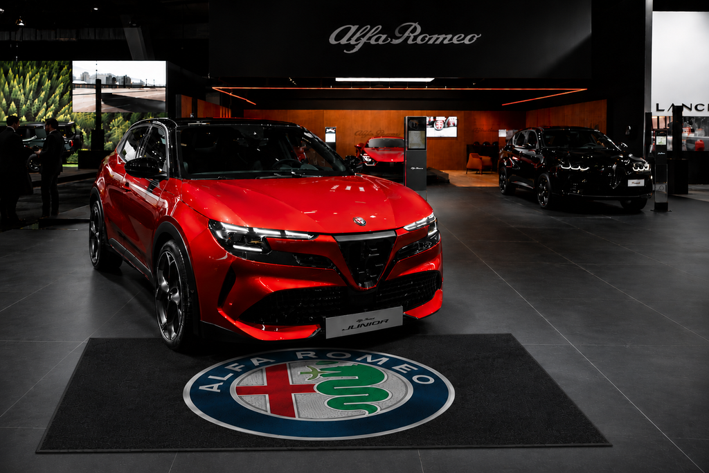 Alfa Romeo Premium Luxury Logo Rug and Display Mat Garage, Home, Office, Showroom Floor Decor, 60x87 in / 150x220 cm