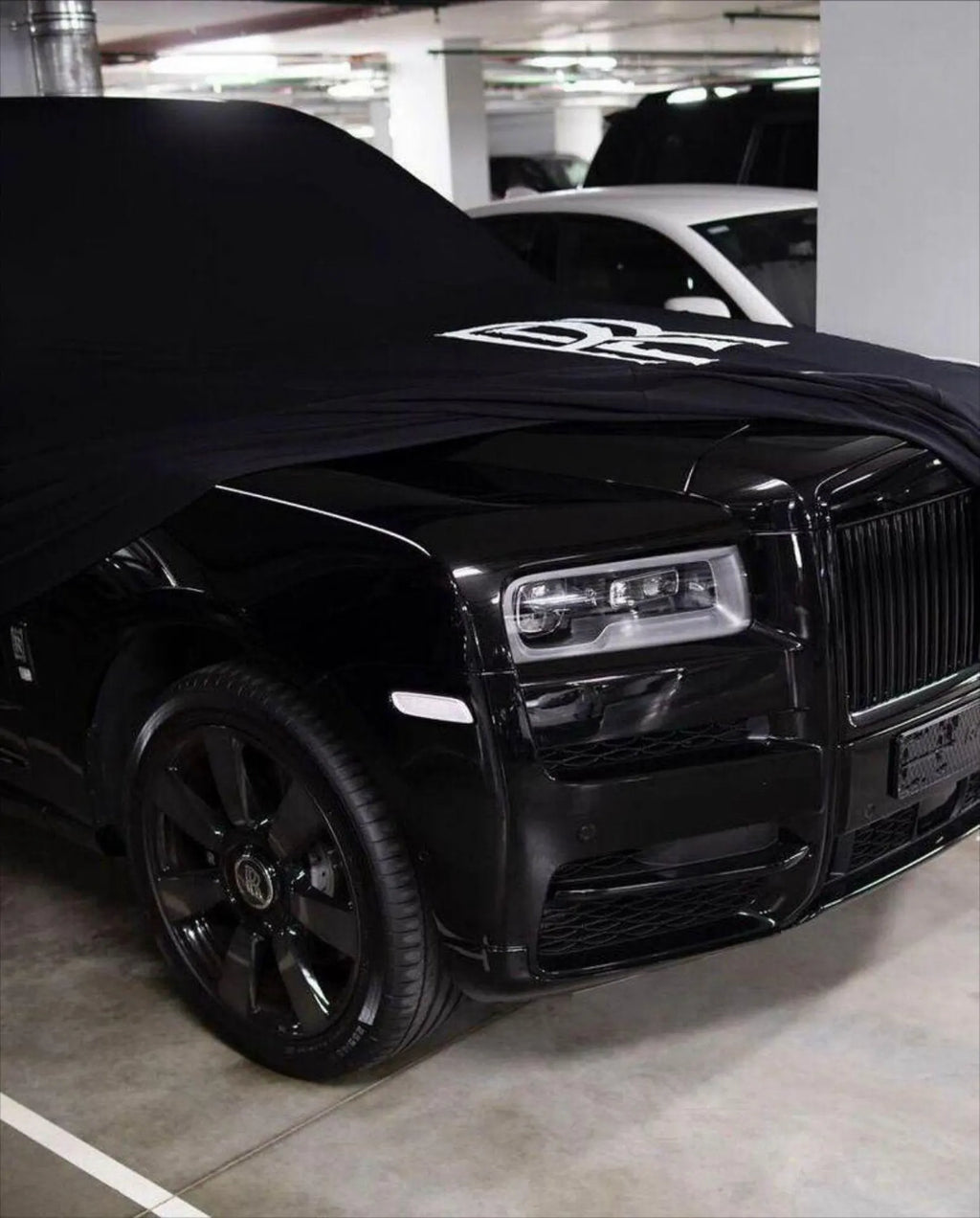 Rolls-Royce real car photo