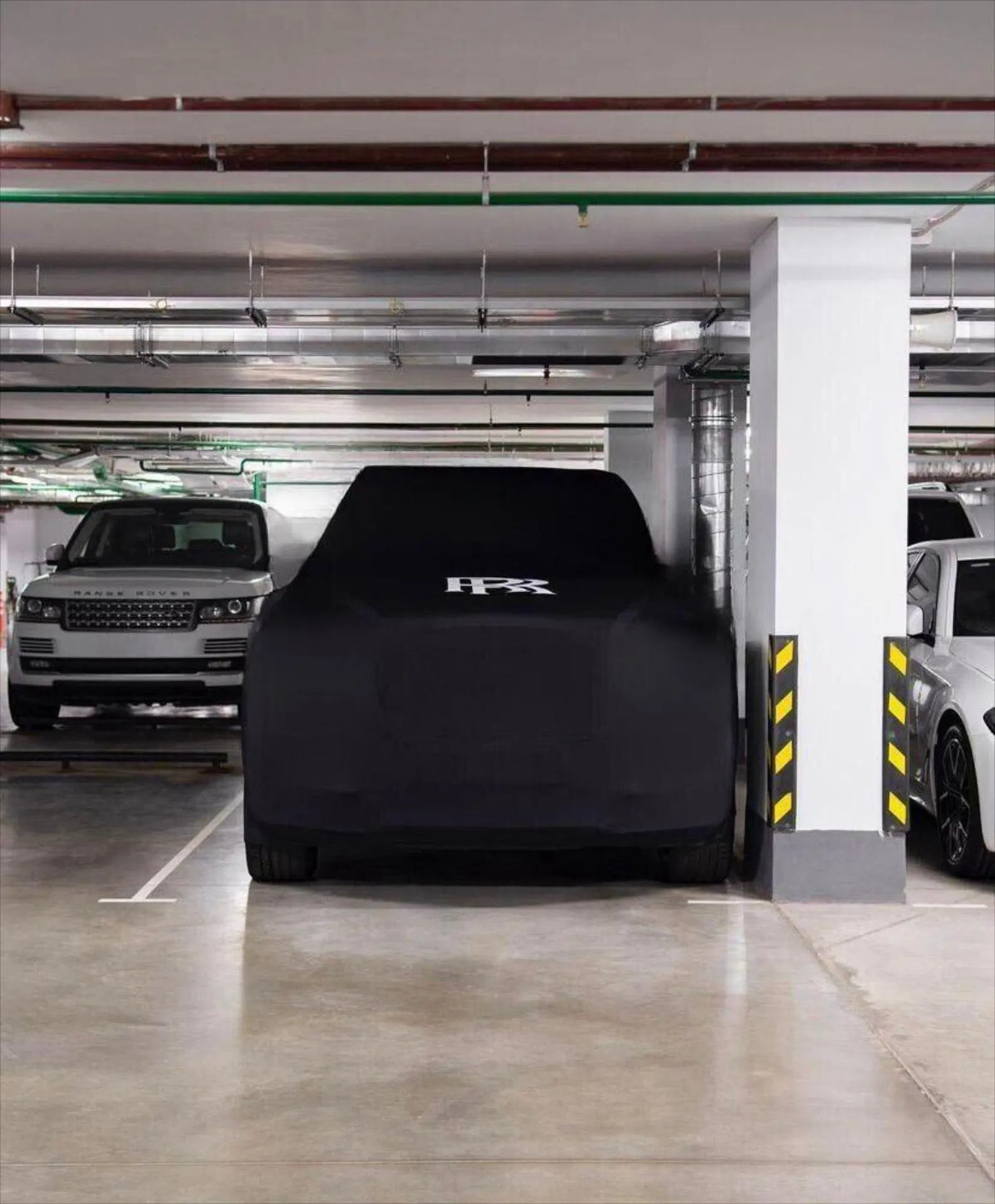 Rolls-Royce real car photo