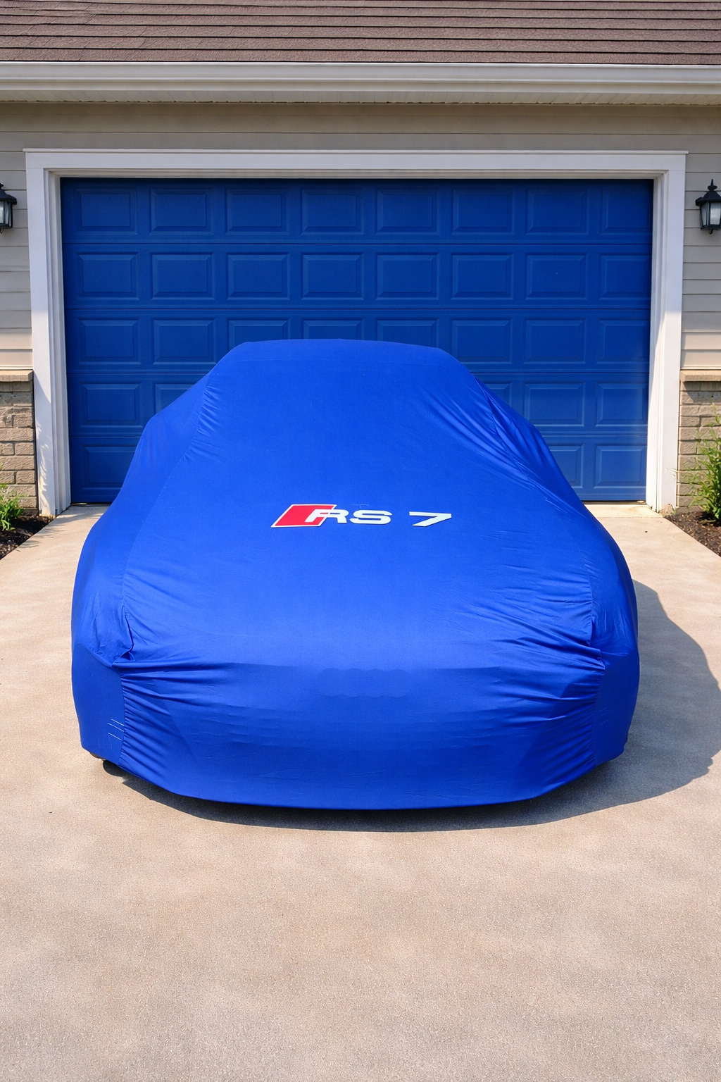 Audi RS7 real car photo