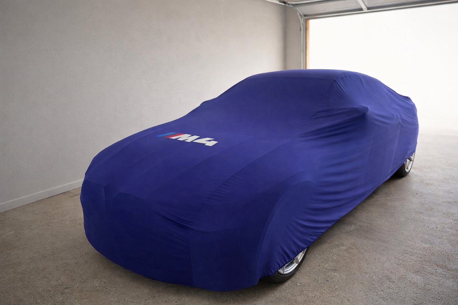 BMW M real car photo