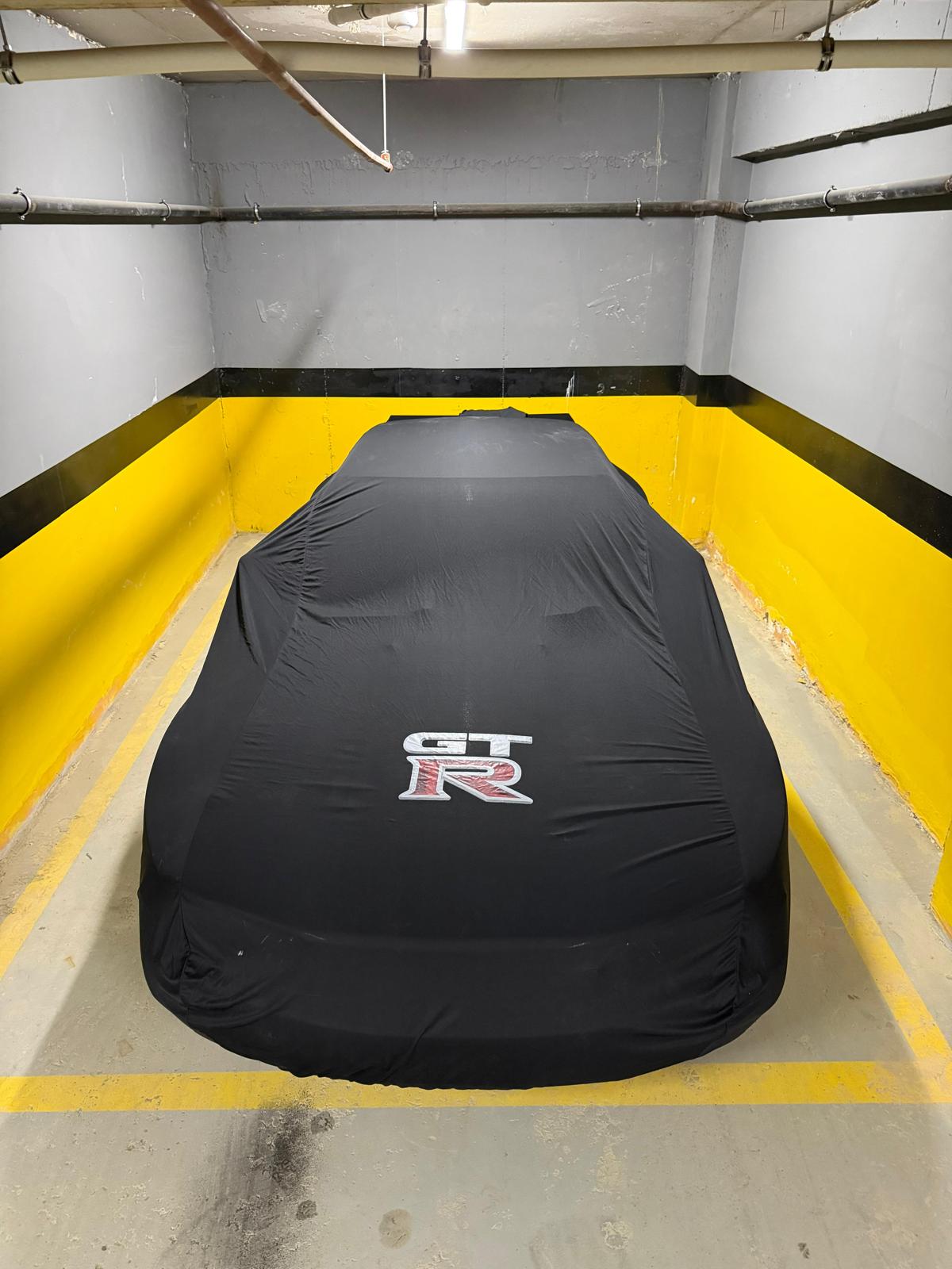 Nissan GT-R real car photo