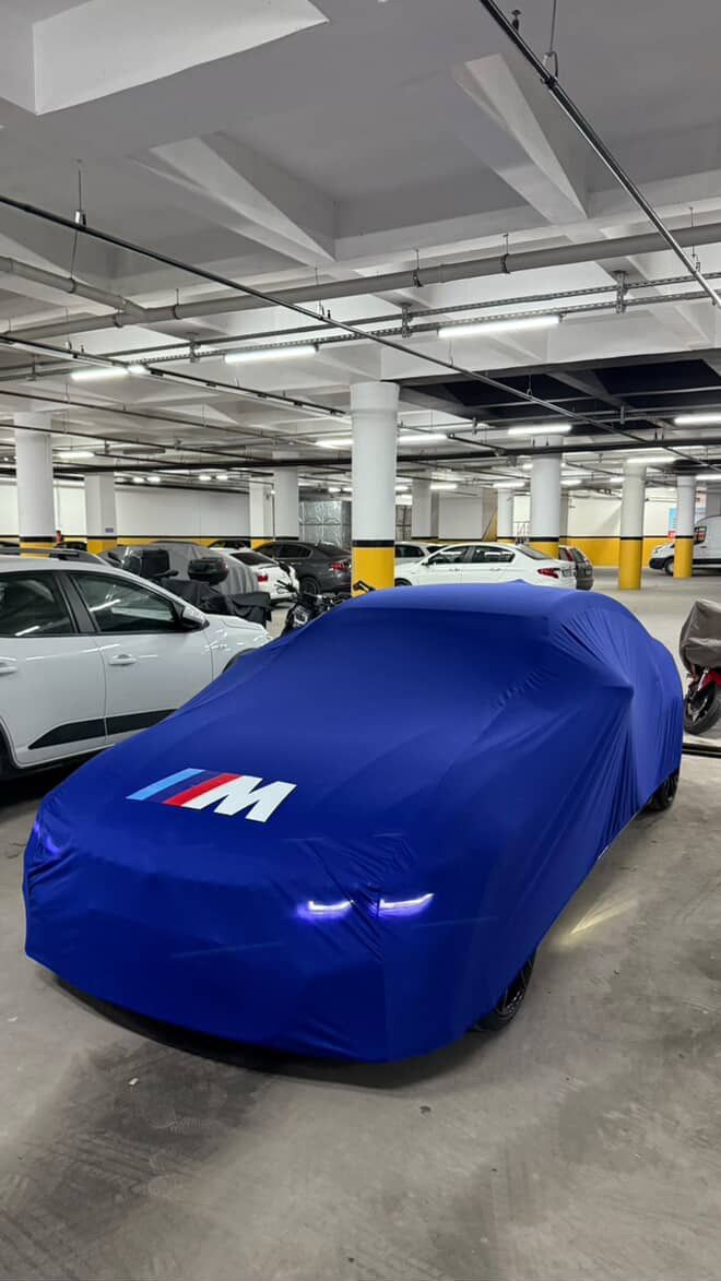 BMW M real car photo
