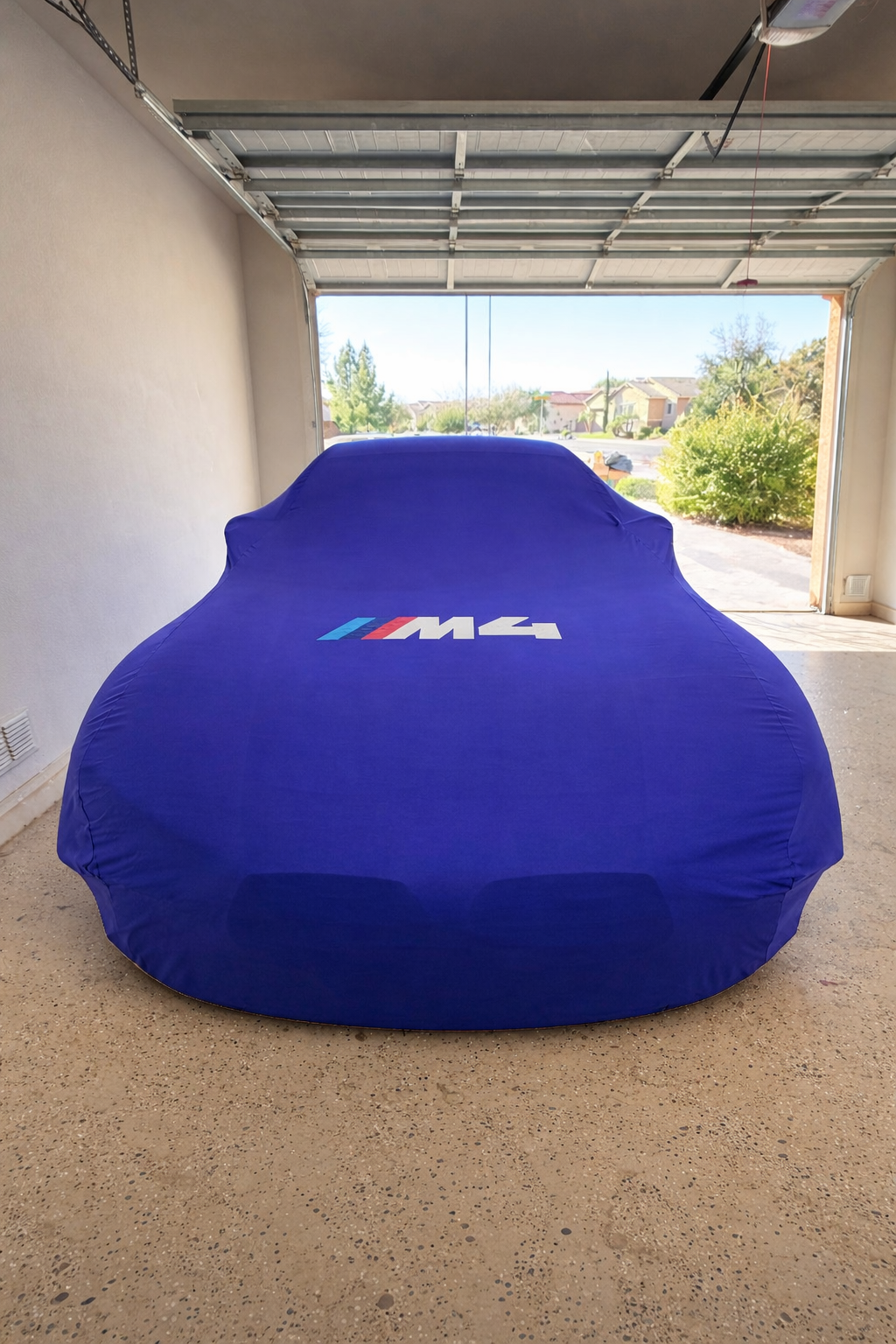 BMW M real car photo
