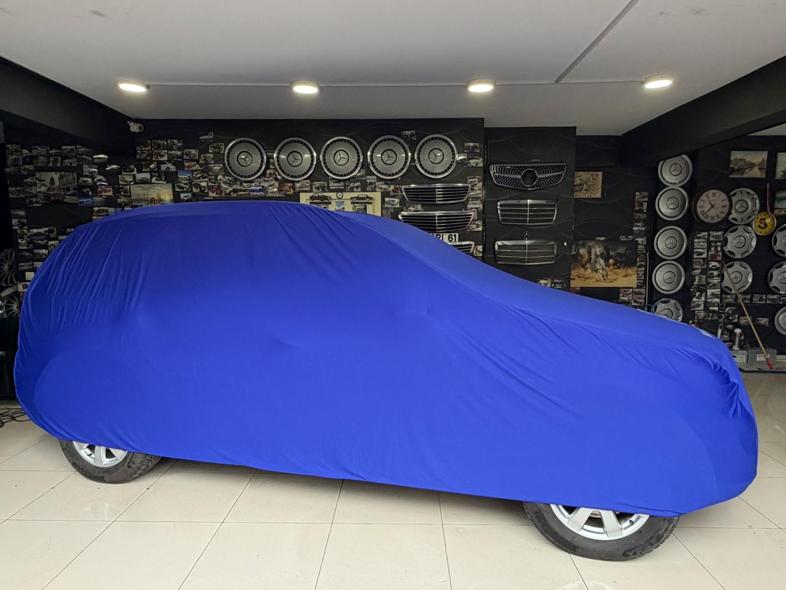 Mercedes-Benz real car photo
